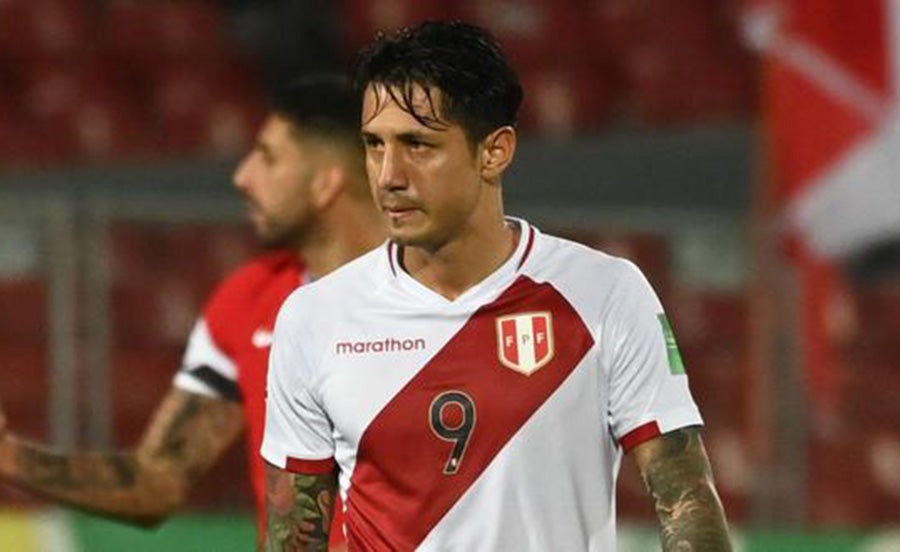 Lapadula con la selección peruana