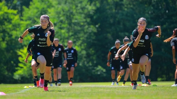 Selección Nacional de México Femenil en entrenamiento 