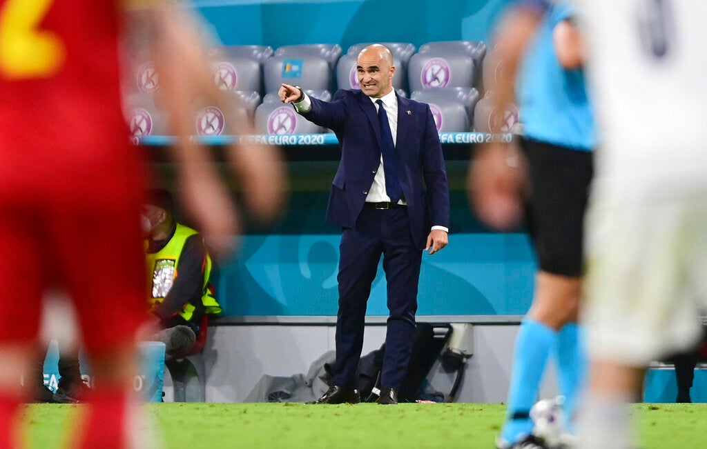 Roberto Martínez dando instrucciones