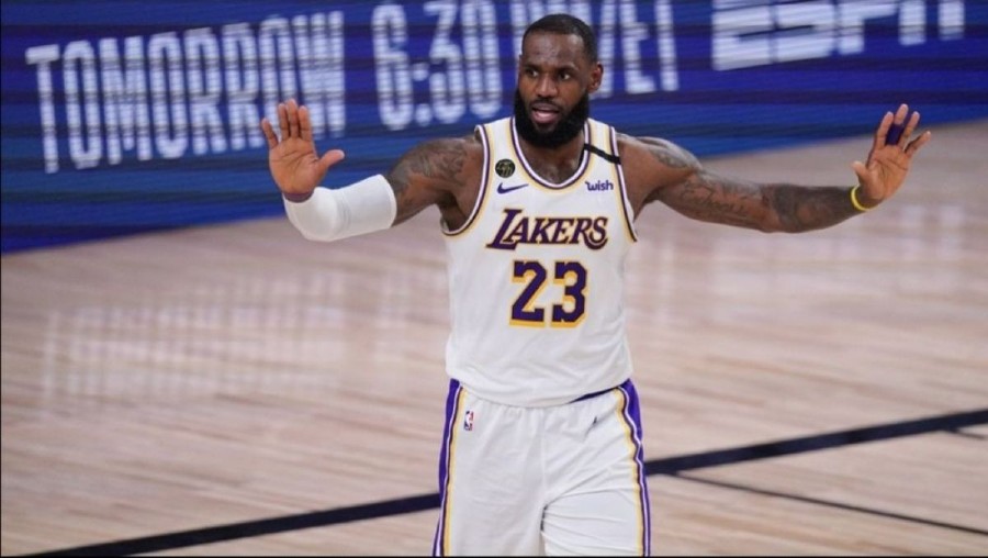 LeBron James desea retirarse con los Lakers