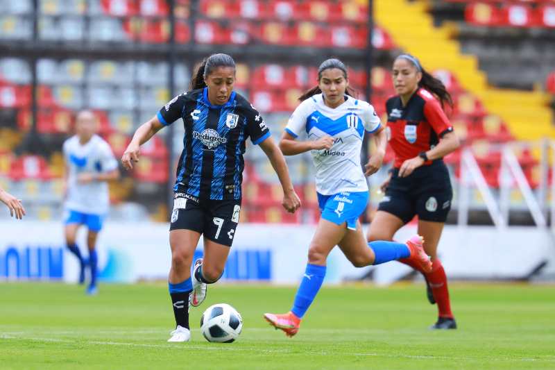 Rayadas y Querétaro Femenil en partido