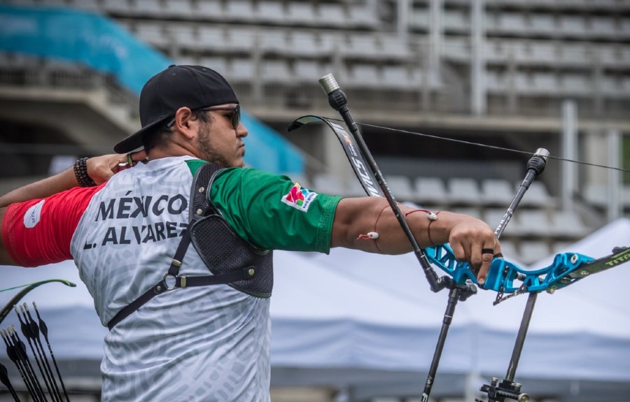 El mexicano Luis Álvarez en competencia