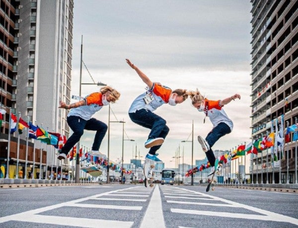 Equipo de Skateboard Femenil de Holanda en acción