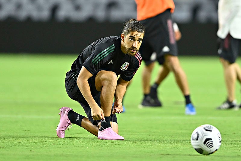 Rodolfo Pizarro en una sesión con el Tricolor 