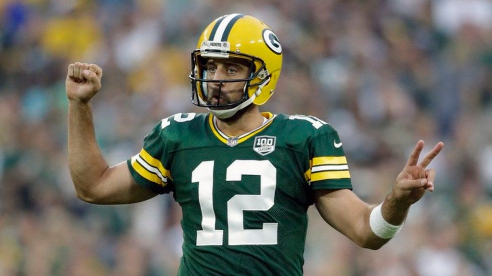 Aaron Rodgers en un partido con los Packers