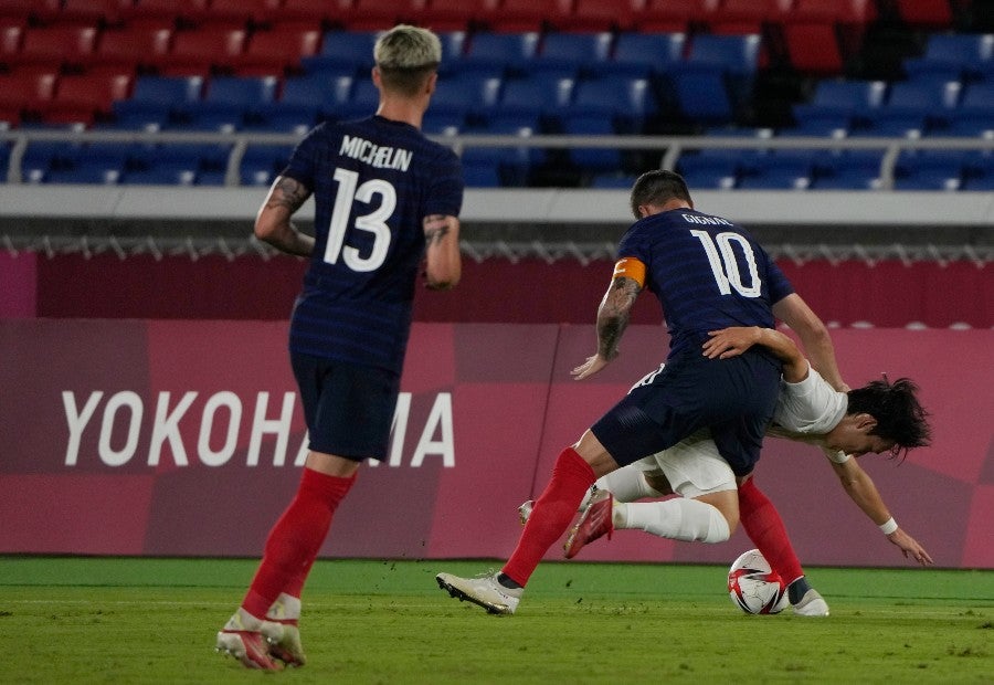 Japón goleó 3-0 a Francia