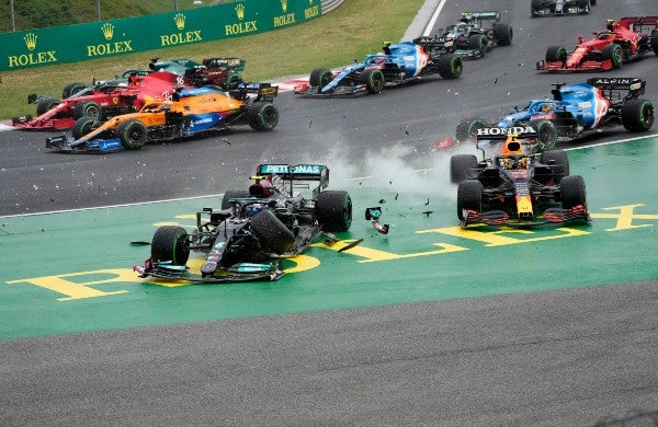 Accidente que terminó por eliminar a 'Checo' Pérez