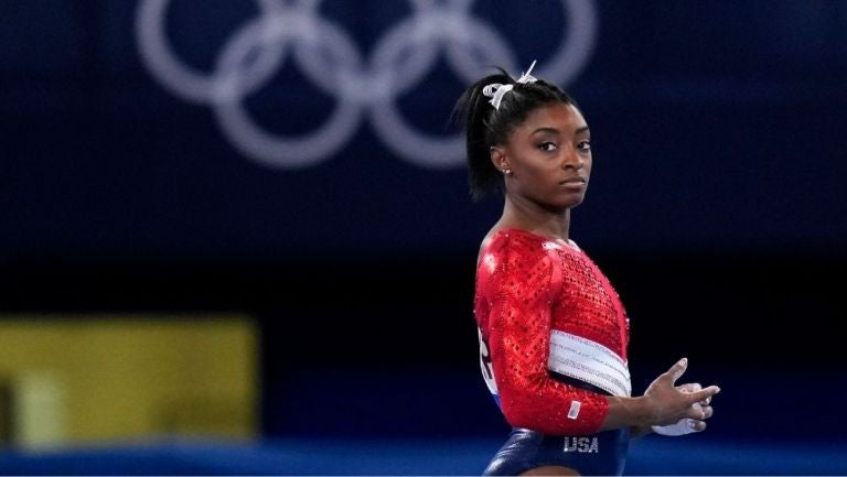 Simone Biles, a la espera de su calificación 