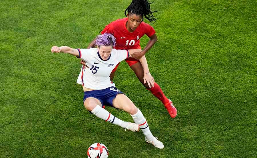 Rapinoe en juego ante Canadá