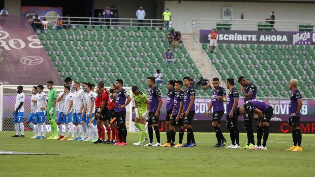 Mazatlán vs Rayados se detuvo por grito homofóbico