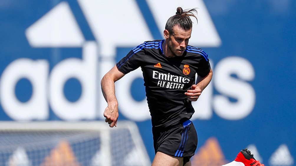 Bale entrena con el Real Madrid