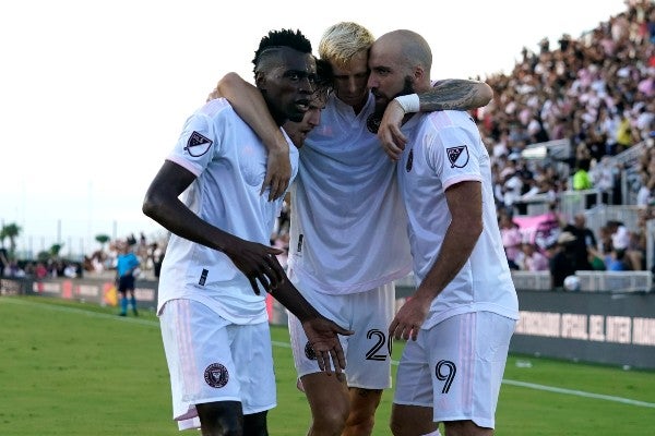 Jugadores del Inter de Miami celebran gol