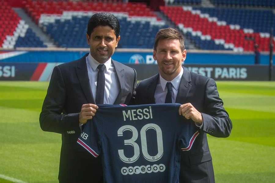 El presidente del PSG y el argentino durante la presentación