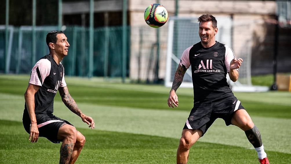 Messi entrenando con Di María