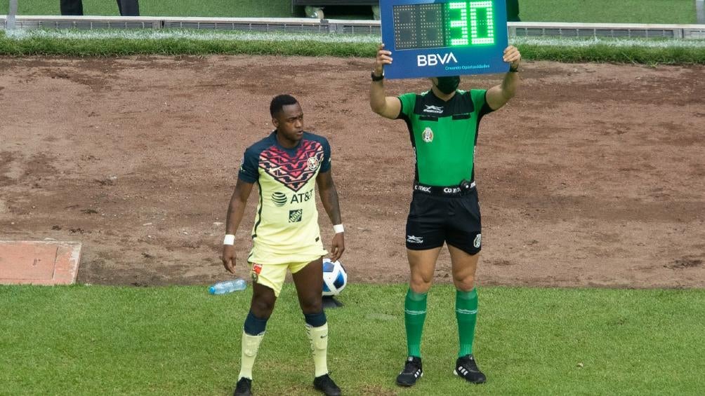 Renato Ibarra al ingresar al juego entre América y Xolos