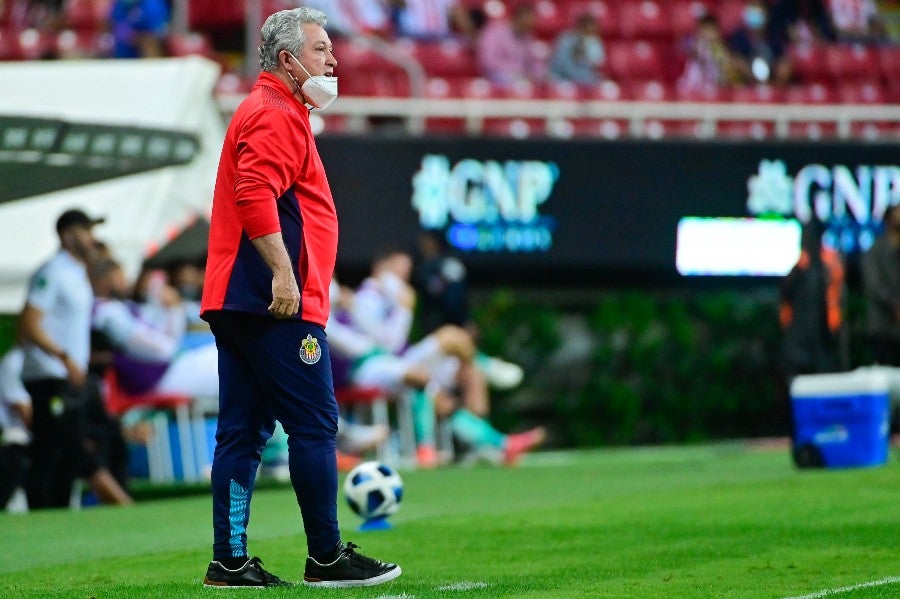 Vucetich durante un partido con Chivas