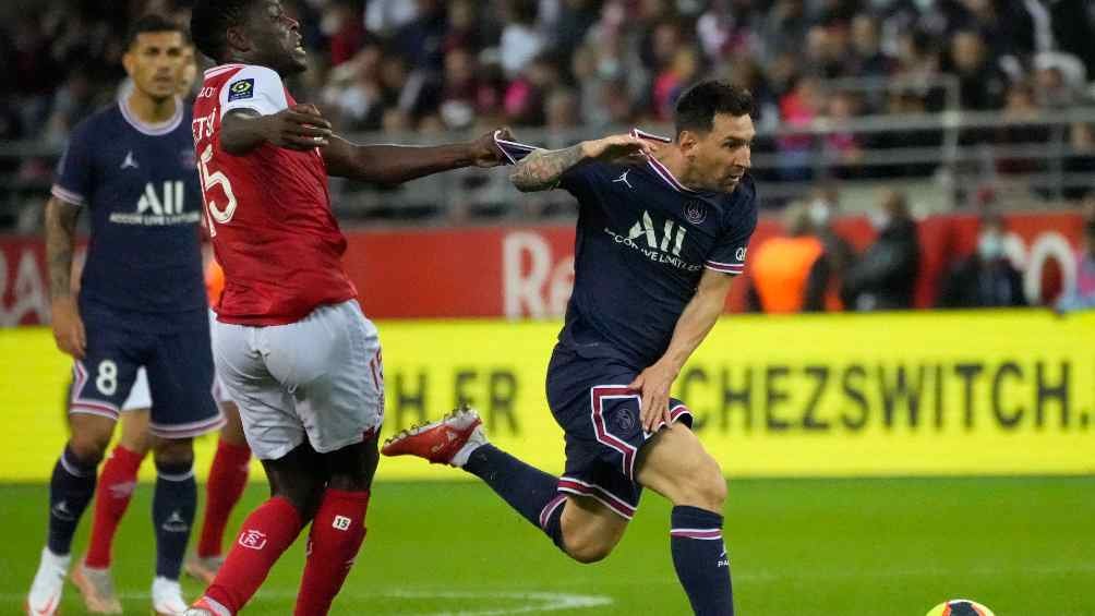 Messi durante el partido con el PSG