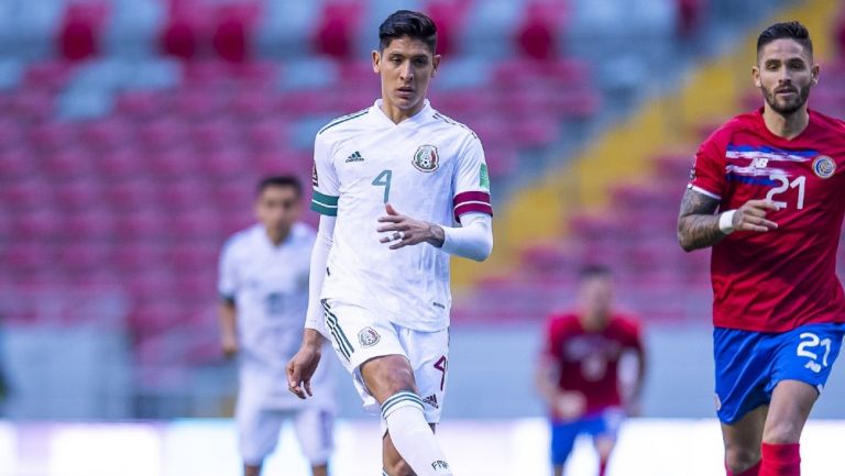 Edson Álvarez durante el juego ante Costa Rica