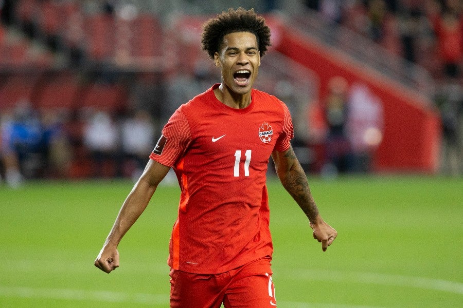 Tajon Buchanan celebrando su gol vs Canadá