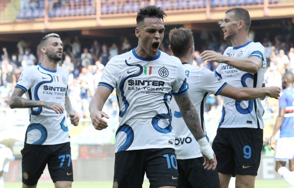 Lautaro Martínez celebra anotación con el Inter de Milán frente al Sampdoria