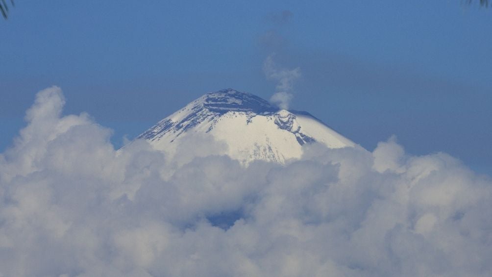 Popocatépetl registró explosiones