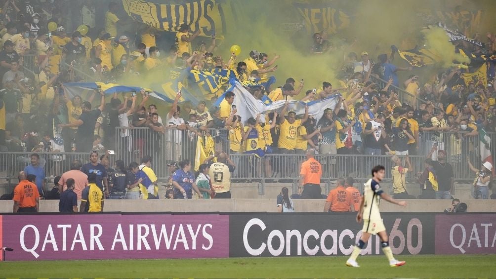 Aficionados del América en el juego vs Philadelphia