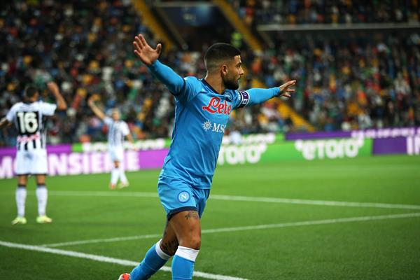 Lorenzo Insigne en acción con el Napoli