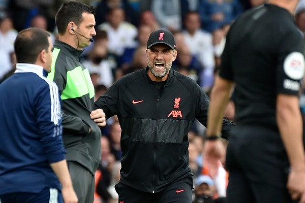 Jürgen Klopp reacciona durante partido del Liverpool