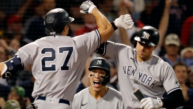 Festejo de los Yankees en Fenway Park