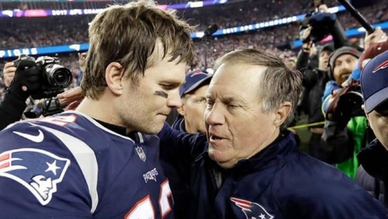 Tom Brady junto a Bill Belichick