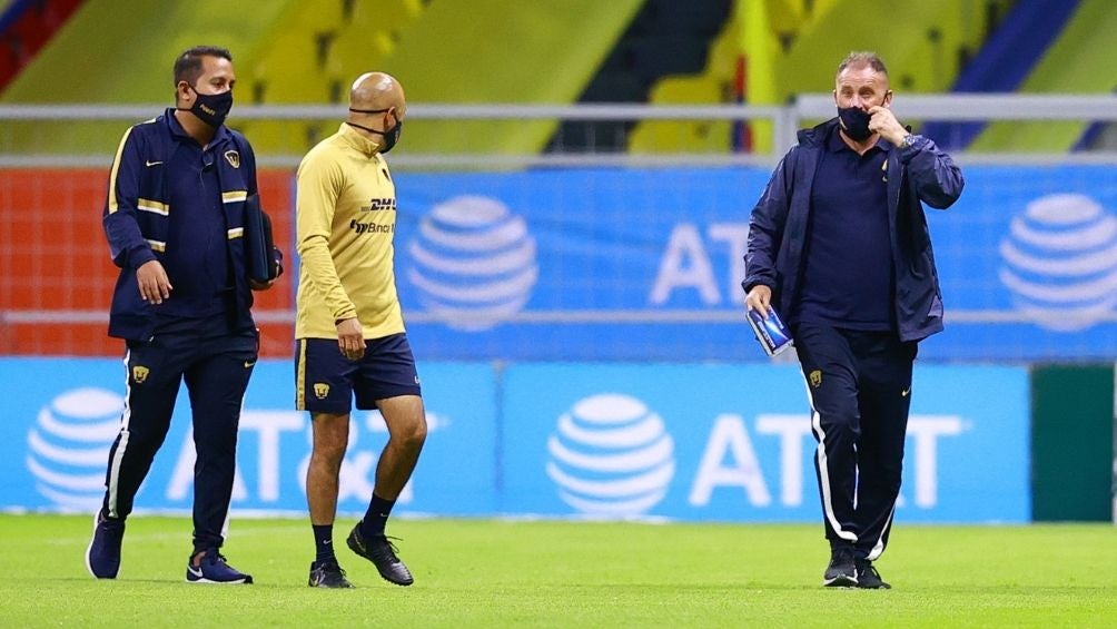 Lillini en el partido vs América 