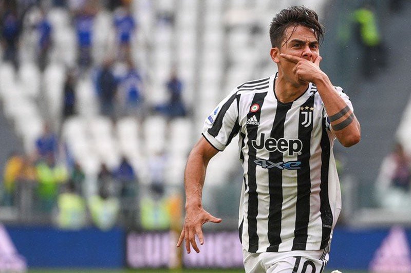 Paulo Dybala festeja un gol con la Juventus 