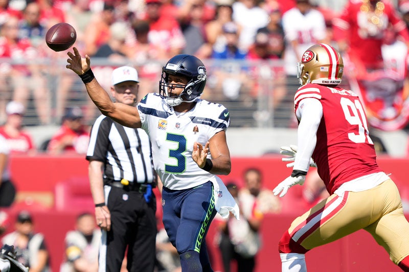 El QB de los Seahawks durante un partido