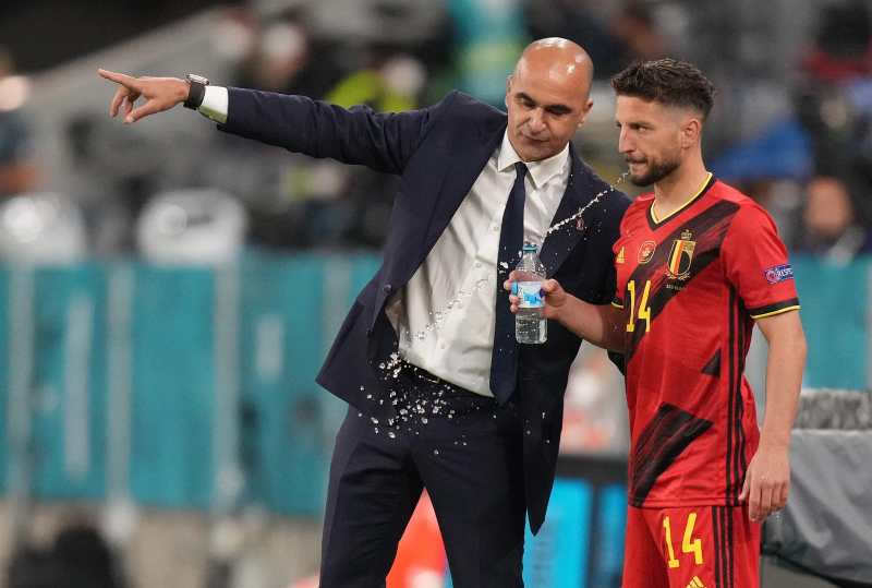 Roberto Martínez junto con Mertens