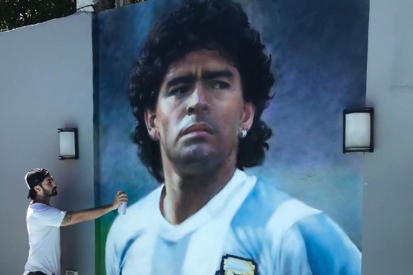 Mural de Maradona por Maximiliano Bagnasco
