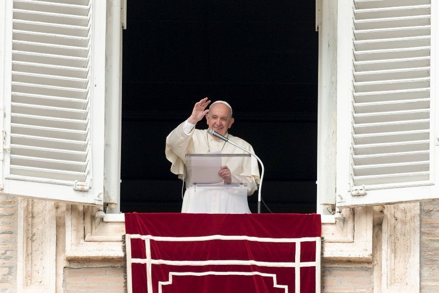 Papá Francisco en la Plaza San Pedro del Vaticano