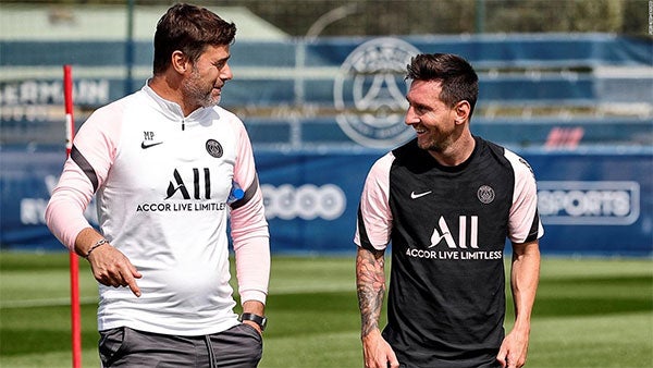  Pochettino junto a Messi