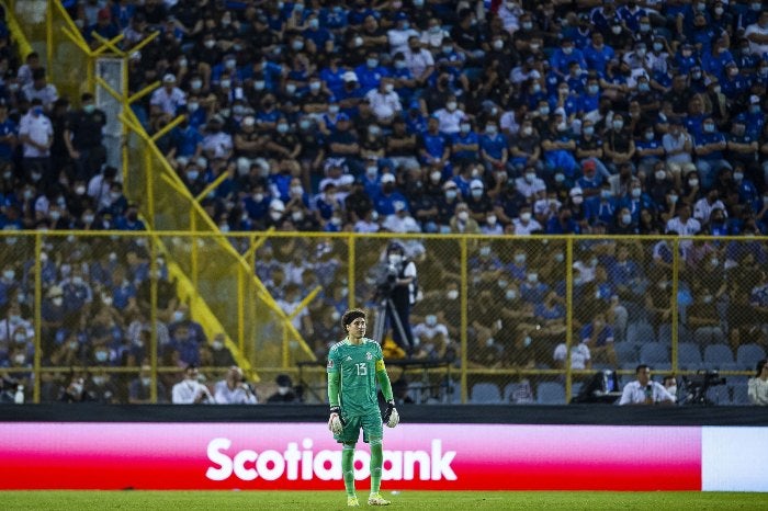 Guillermo Ochoa, portero del Ti, en El Salvador