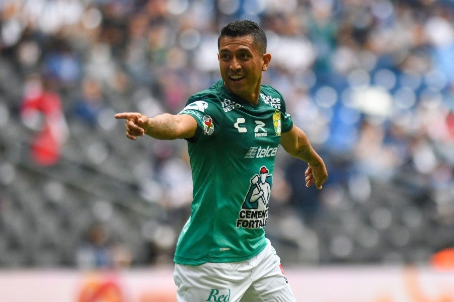 Elías Hernández celebrando su gol frente a Rayados