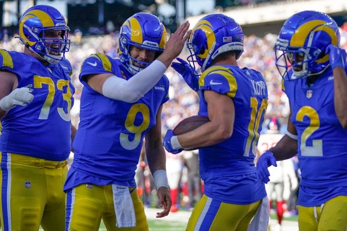 Matthew Stafford en festejo con Rams