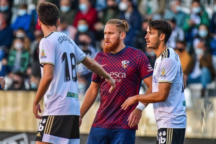 Acción en el Burgos vs Huesca