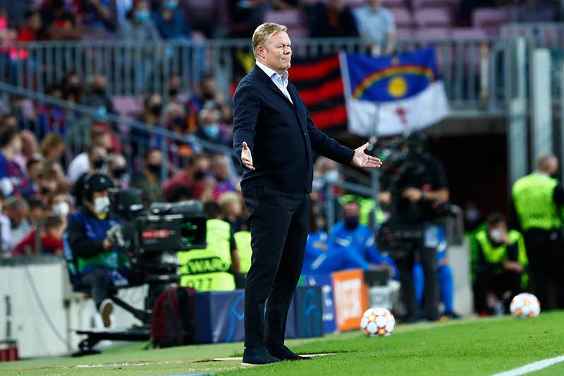 Ronald Koeman durante un duelo del Barcelona 