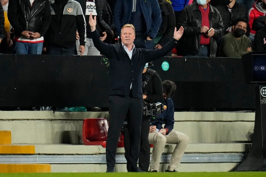 Ronald Koeman en un partido del Barcelona