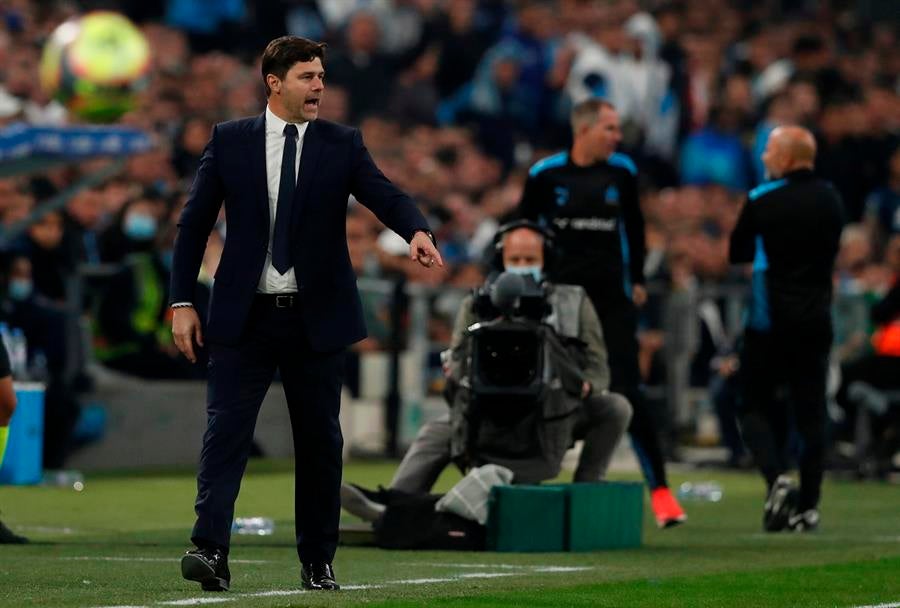 Pchettino durante un partido con PSG