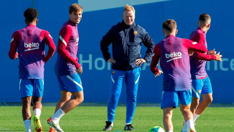 Ronald Koeman en entrenamiento del Barcelona