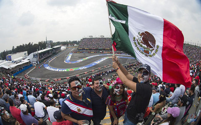 Aficionados en el GP de México 2019