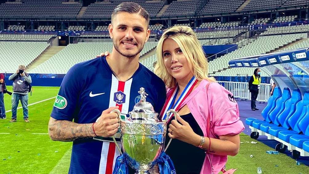 Wanda Nara y Mauro Icardi festejando título con el PSG