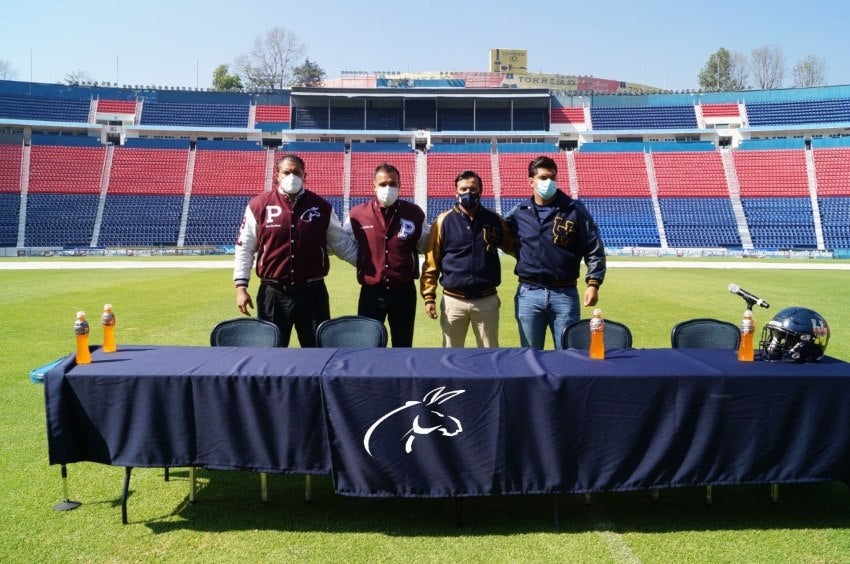 Capitanes y entrenadores de Burros Blancos y Pumas CU