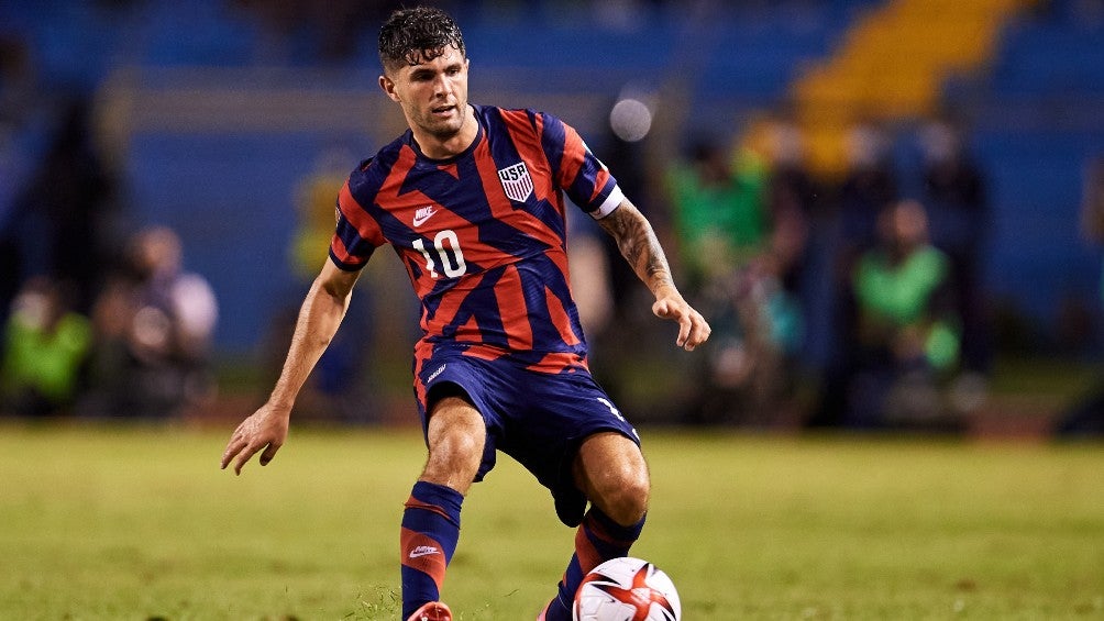 Christian Pulisic jugando con la Selección de Estados Unidos