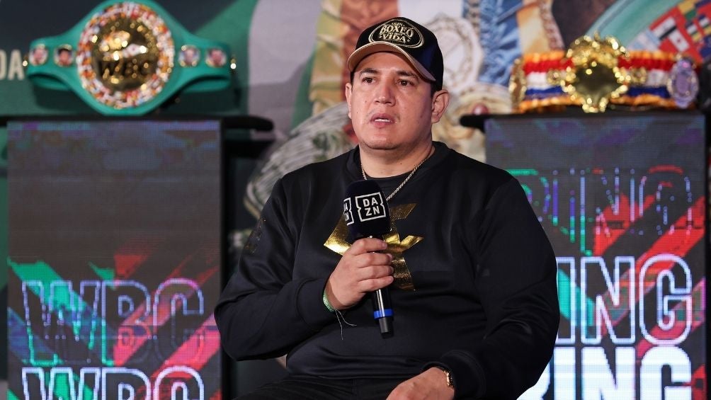 Eddy Reynoso previo a un combate 